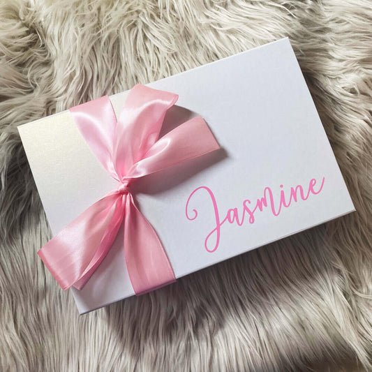 Bridal box with ribbon and name